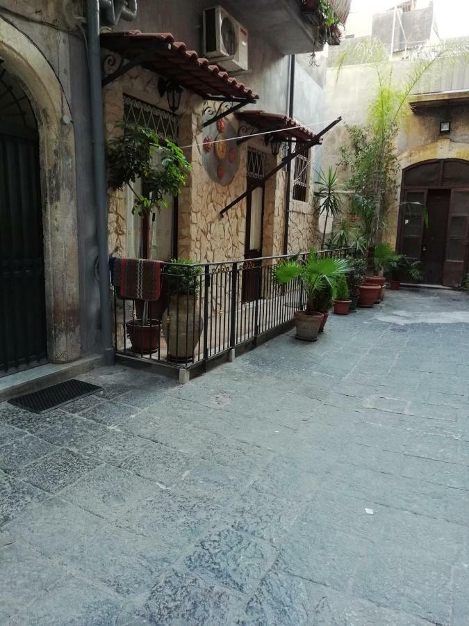 Home&Sharm Reitani Catania Kültér fotó